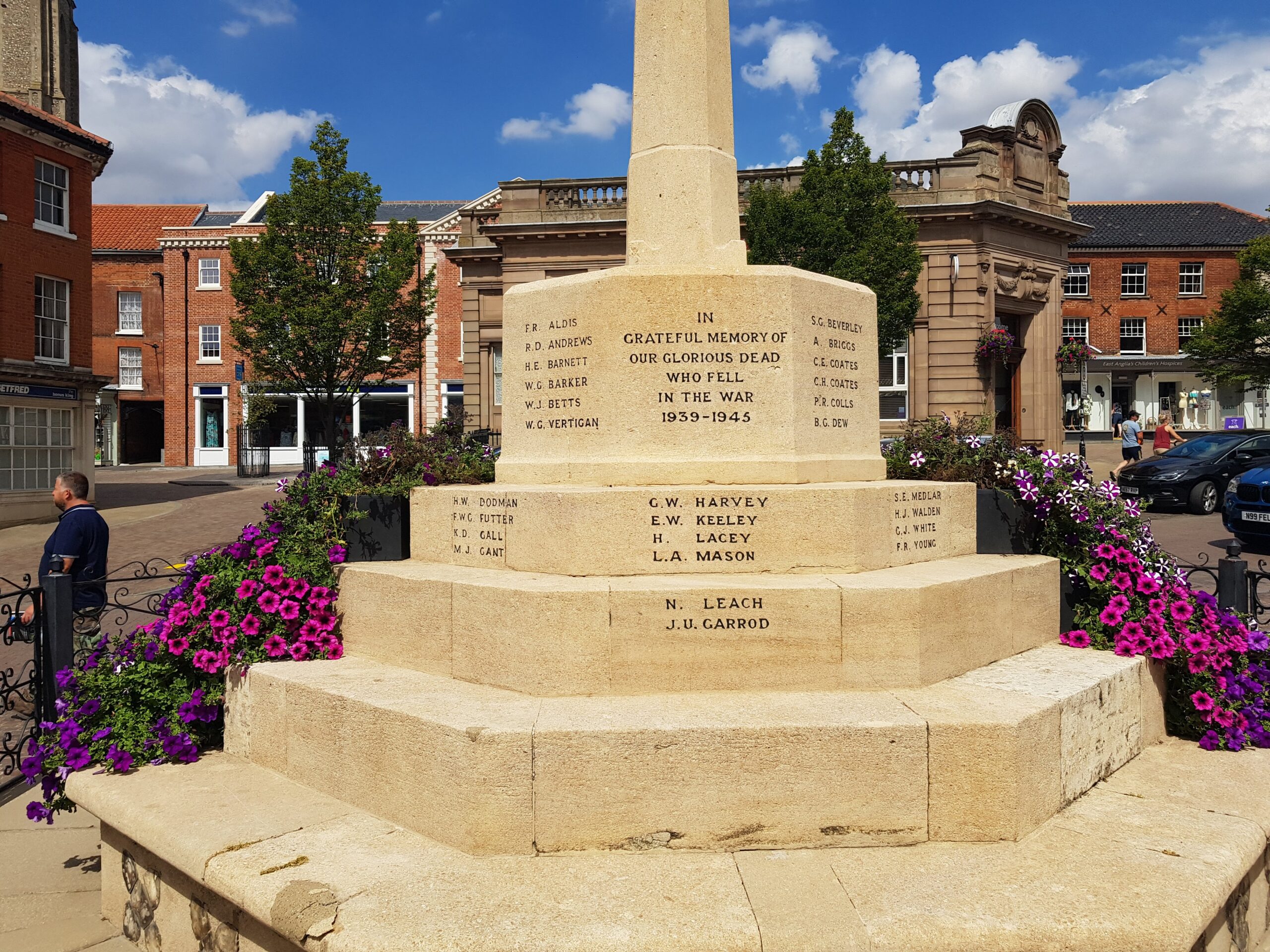 Fakenham – War Memorial