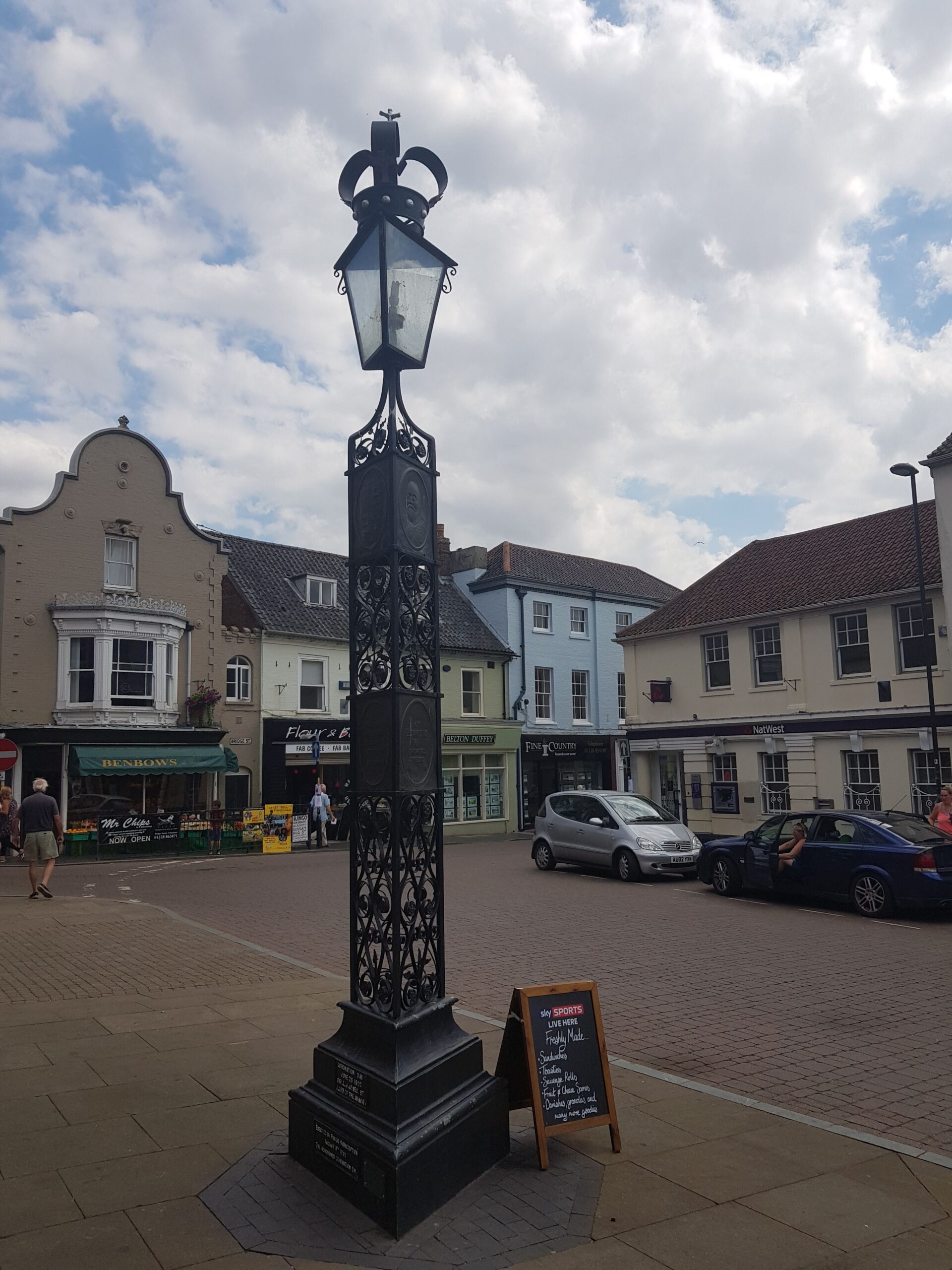 Fakenham – Edward VII Coronation Lamp-post