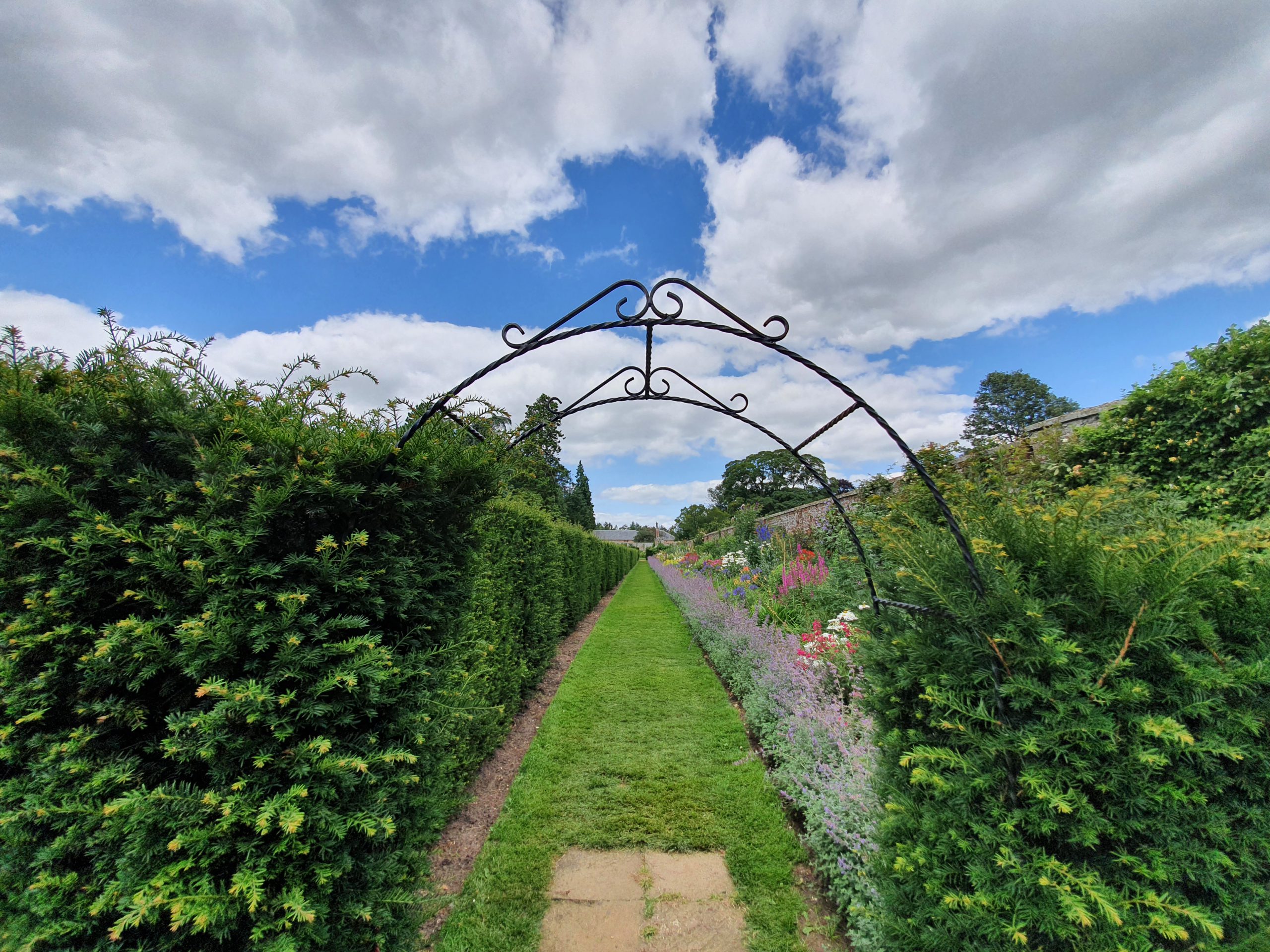 Oxborough – Oxburgh Hall (Herbaceous Border)