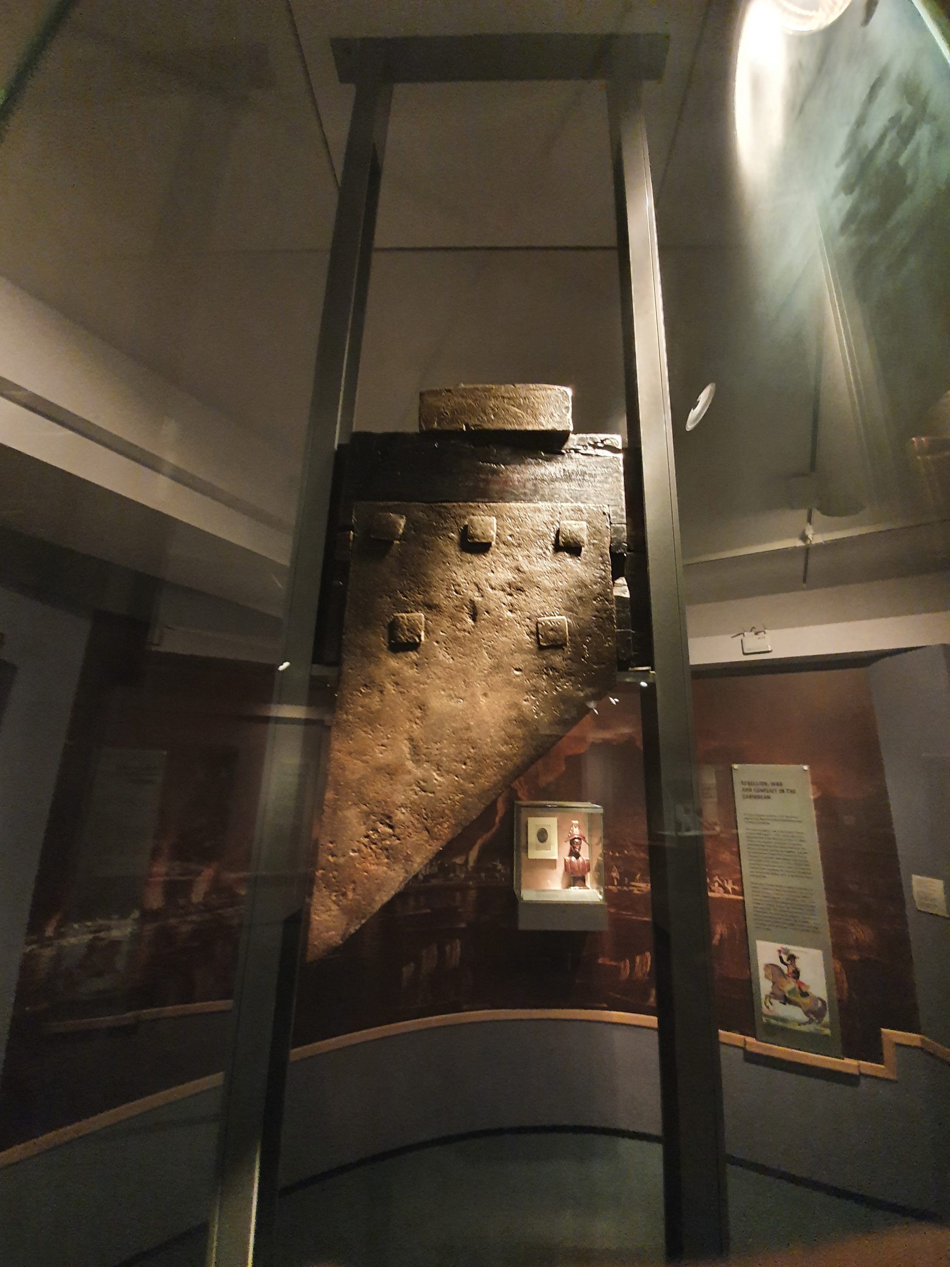 London – Greenwich (Borough of) – National Maritime Museum (Guillotine Blade)
