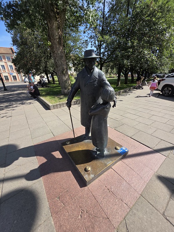 Vilnius – Monument to Zemach Shabad