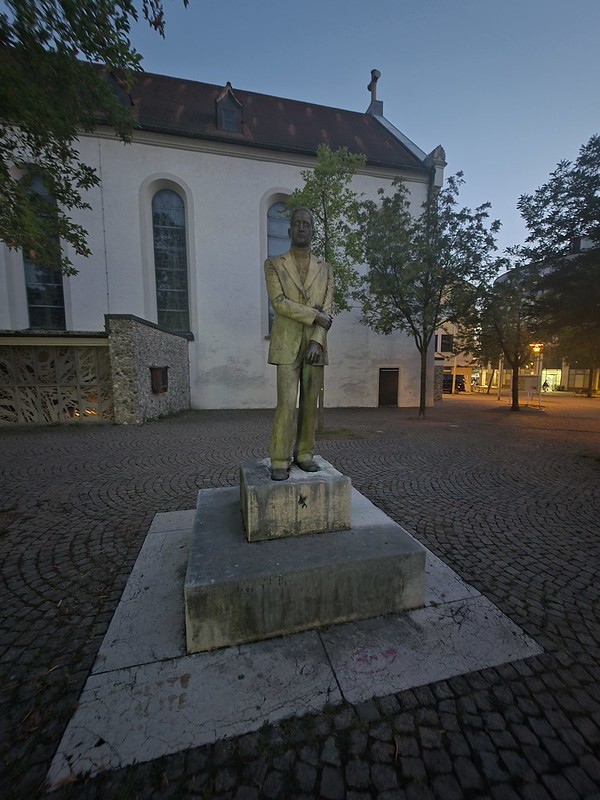 Friedrichshafen – Der Denker by Esther Seidel