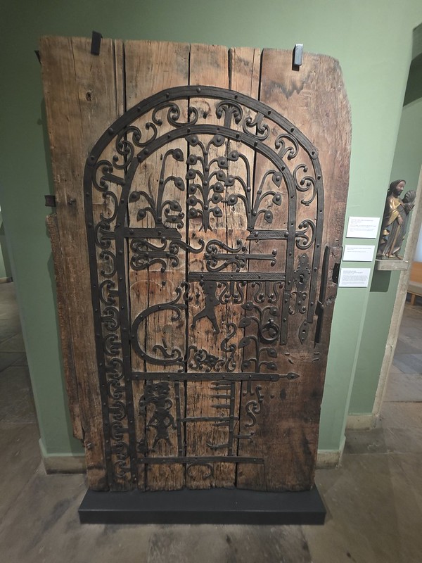 Leipzig – Stadtgeschichtliches Museum (Door from 1200)