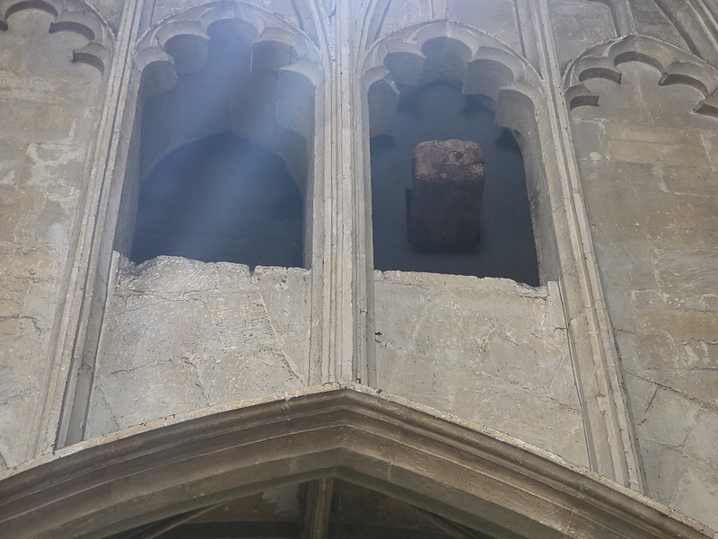 Christchurch Priory – The Miraculous Beam