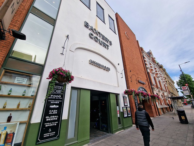London – Hackney (Borough of) – Baxter’s Court (JD Wetherspoon About to Close)
