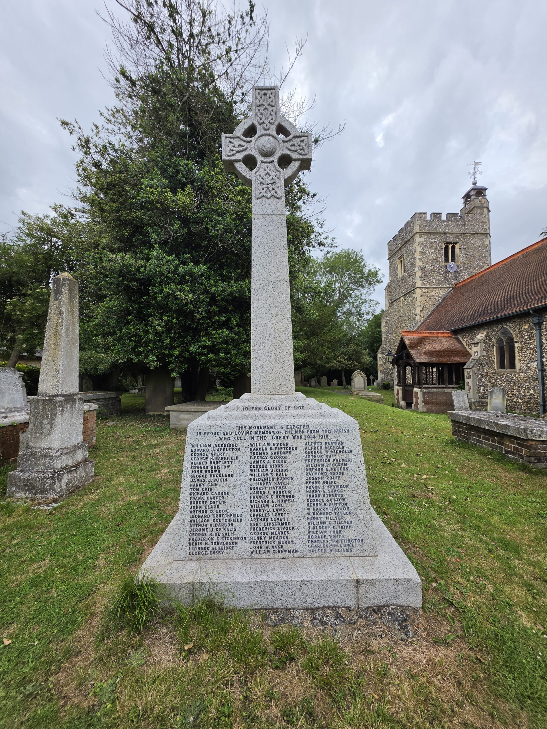 Harlington – Church of St Peter and St Paul (War Memorial)