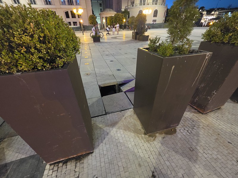 Skopje – Macedonia Square (What Could Possibly Go Wrong?)