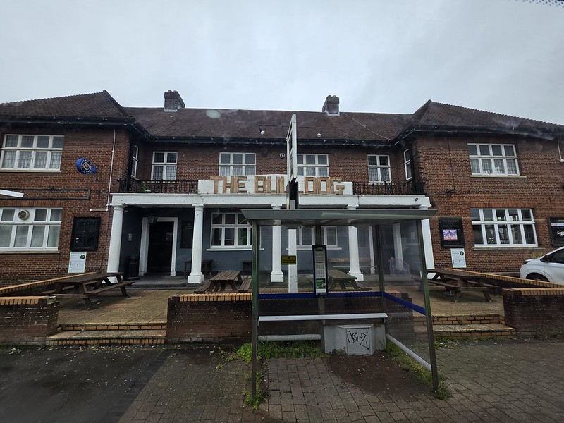 Bristol – Bulldog Pub Signage