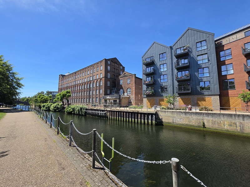 Norwich City Centre to Norwich Airport