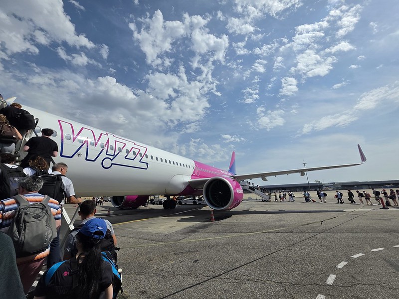 Wizz Air (Lyon to London Luton)