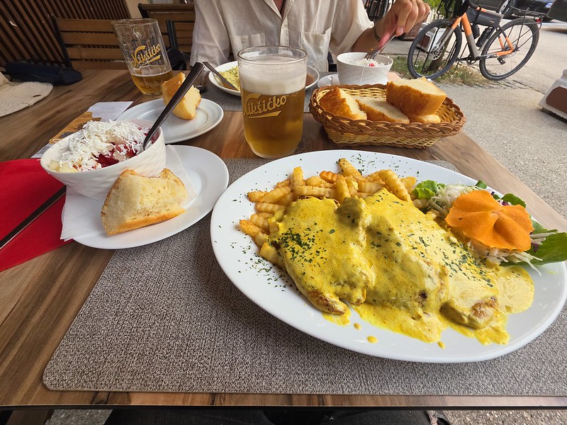 Balkans Trip Day 9 – Nikšić (Kastel Restaurant)