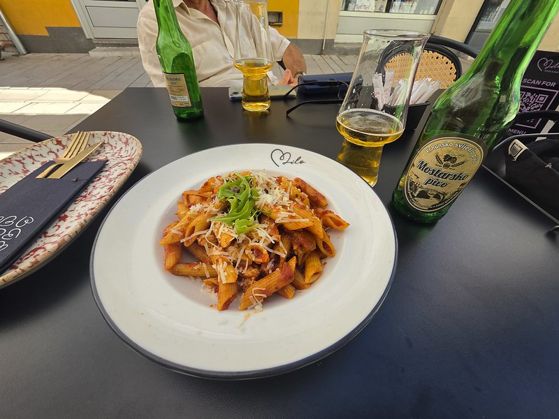 Balkans Trip Day 14 – Mostar – Milo Food and Bar